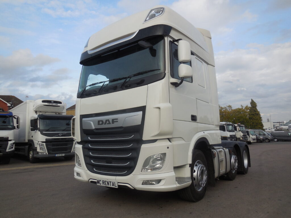 DAF XF 530 Super Space FTG 6X2- (Small Selection)