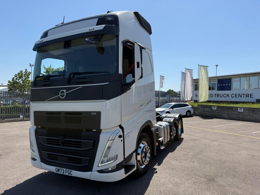 Volvo FH-5 GT XL 540, I-Shift, Lightweight PTO - 2023 (73)