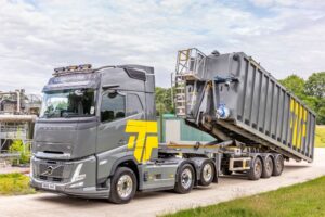 Terratank Volvo FH Aero in Action